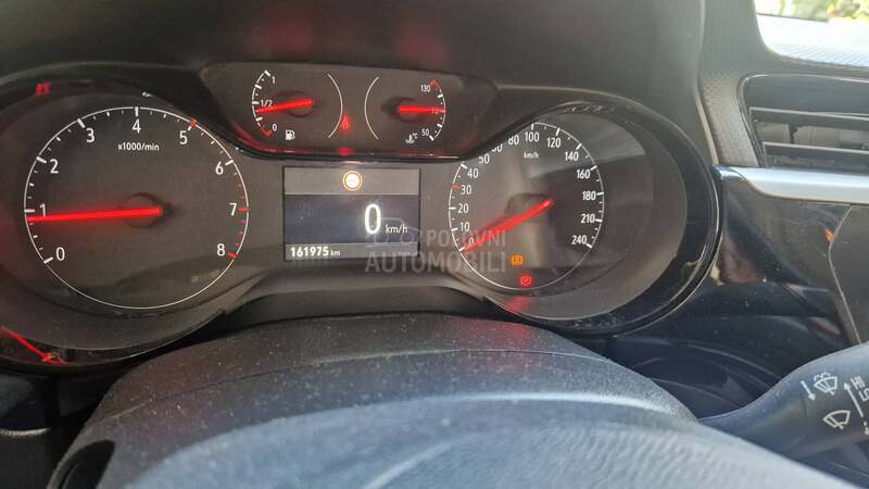 Opel Corsa F 1.2