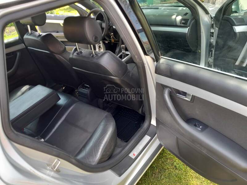 Audi A4 2.0 tdi S line