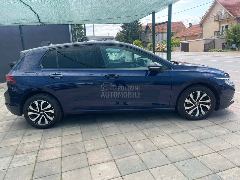 Volkswagen Golf 8 iQ Aktiv