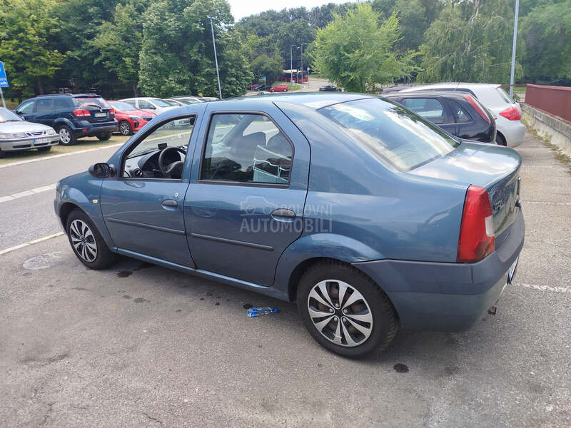 Dacia Logan 