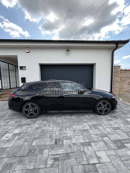 Mercedes Benz CLA 220 Shooting Brake 220