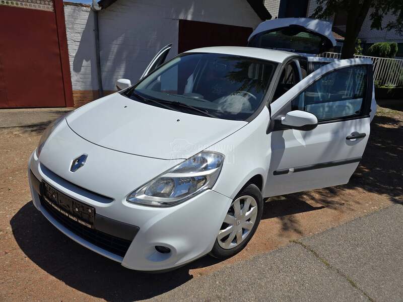 Renault Clio 1,2 Tce night day