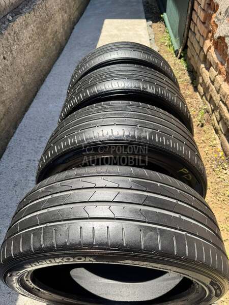 Hankook 215/45 R17 Letnja