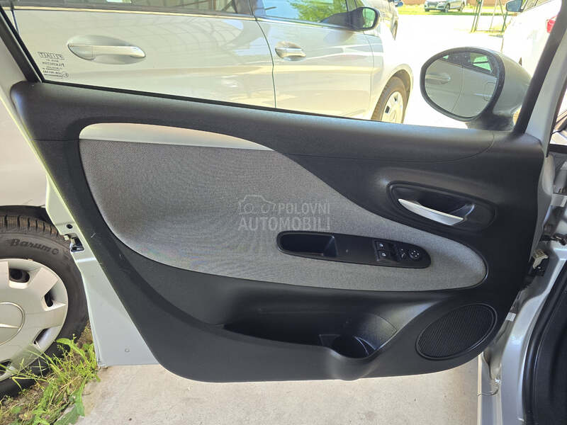 Fiat EVO 1,4 8v BASE