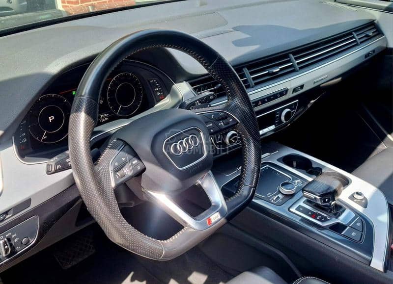 Audi Q7 3.0tdi  E -tron