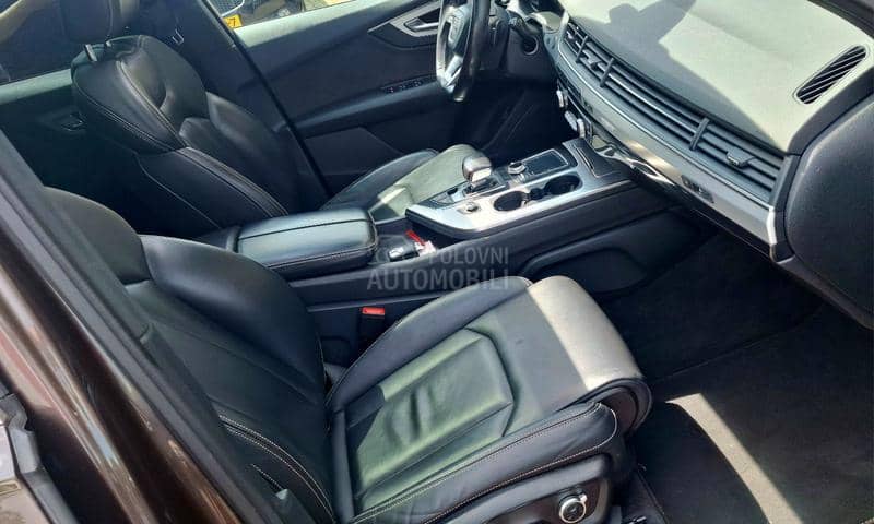 Audi Q7 3.0tdi  E -tron