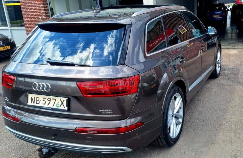 Audi Q7 3.0tdi  E -tron