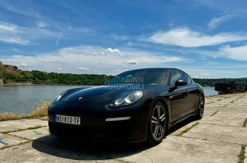 Porsche Panamera Sport Chrono Carrera