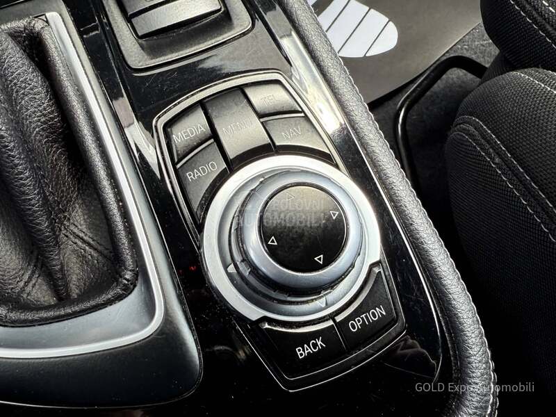 BMW 218 2.0 D AUT M - SPORT