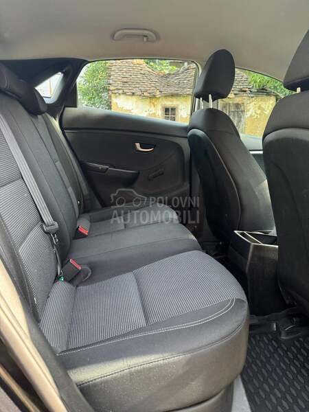 Hyundai i30 1.4 MPI 5VR GL