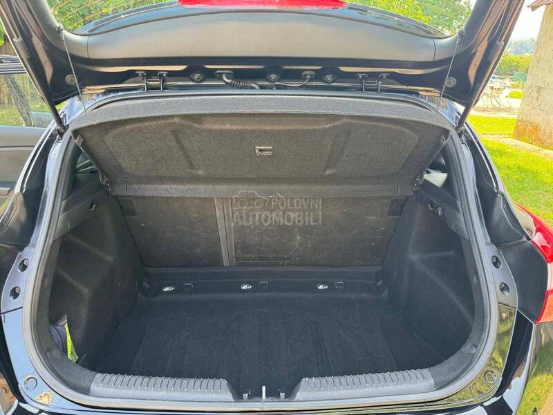 Hyundai i30 1.4 MPI 5VR GL