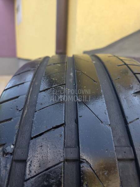 Petlas 235/45 R18 Letnja