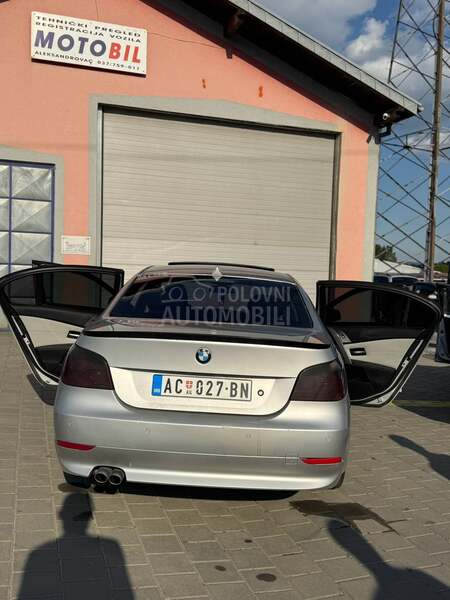 BMW 520 