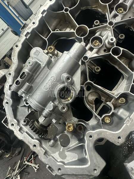 Volkswagen Golf 7 R K.o.v.a.n Motor