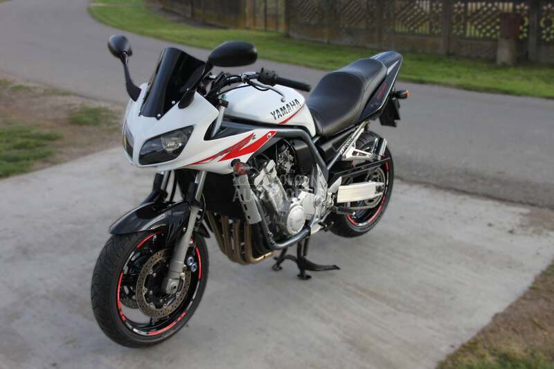 Yamaha fzs 1000 fazer