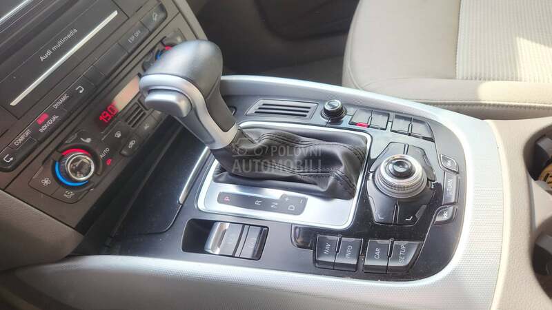 Audi Q5 Rata 235e