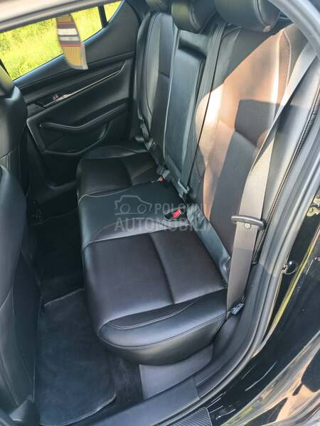 Mazda 3 2.0 skyactiv