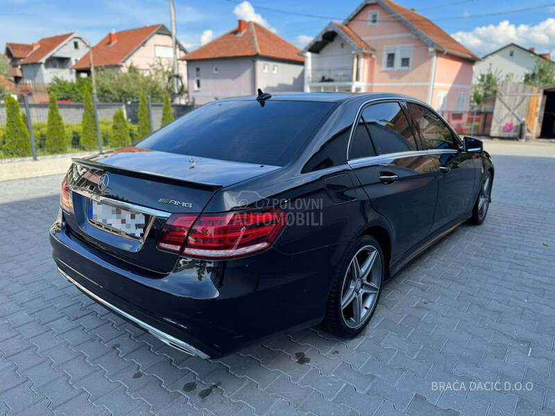Mercedes Benz E 220 