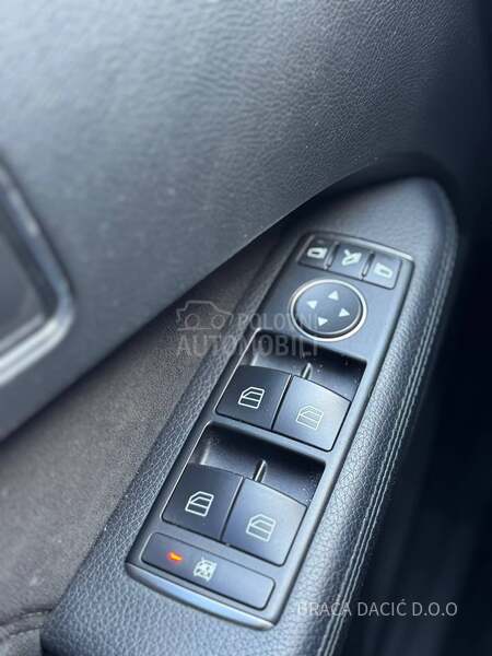 Mercedes Benz E 220 