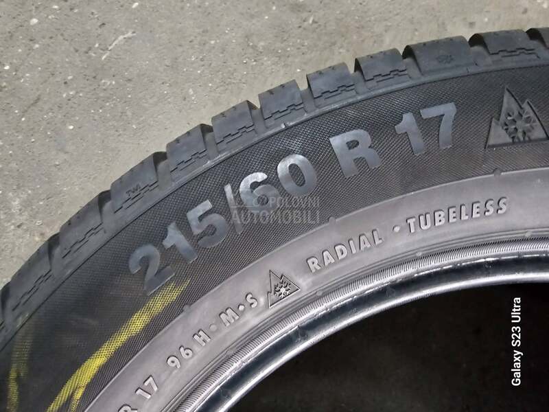 Continental 215/60 R17 Zimska