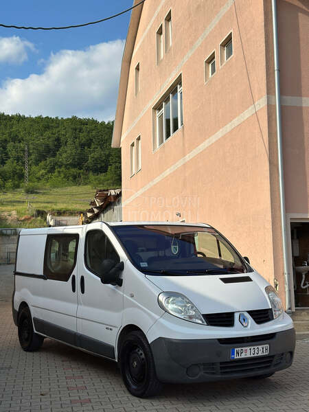 Renault Trafic Long