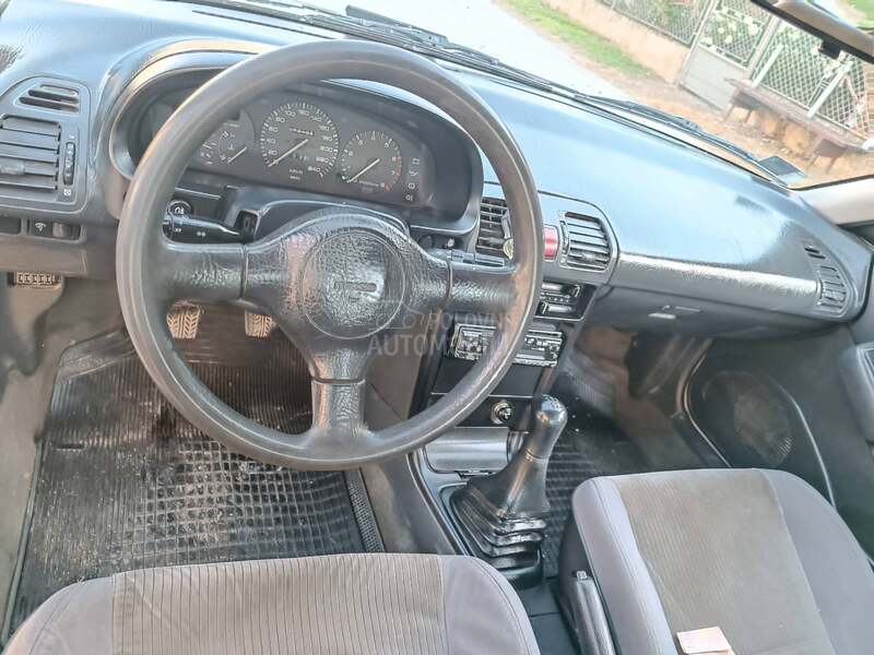 Mazda 323 f 1.8 i