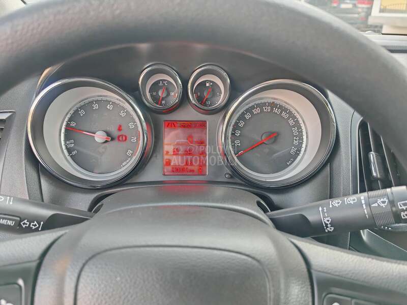 Opel Astra J 1.4 CH