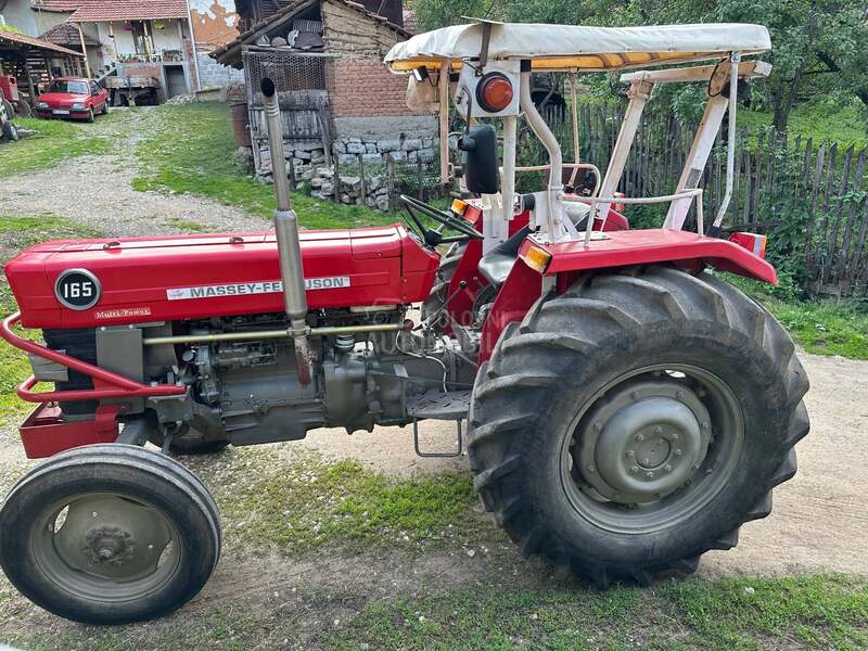 Massey Ferguson 165