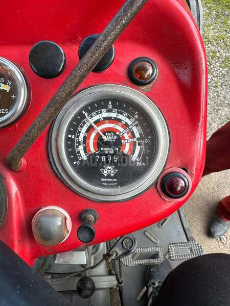 Massey Ferguson 165