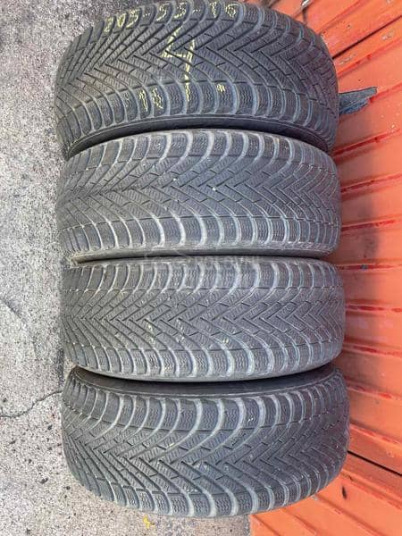 Pirelli 205/55 R16 Zimska