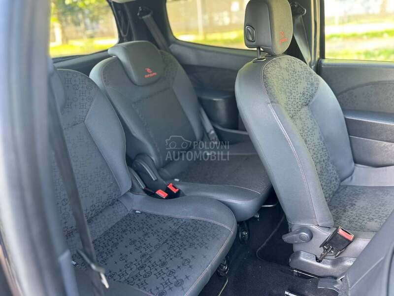 Renault Twingo 1.2 16V RipCurl