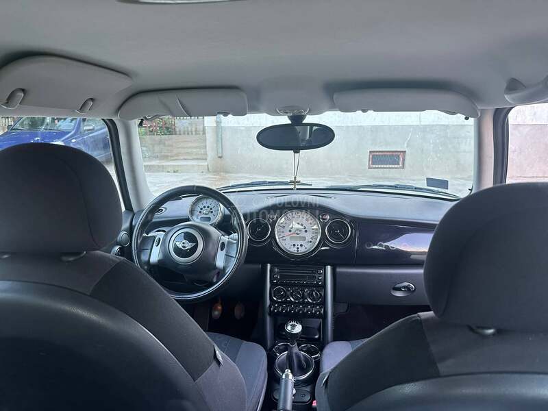 MINI Cooper 