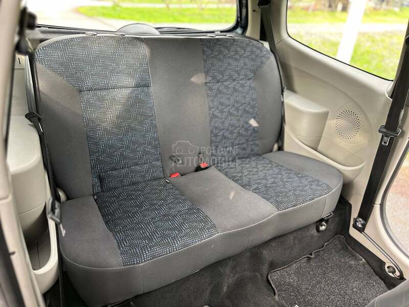 Renault Twingo 1.2 8v