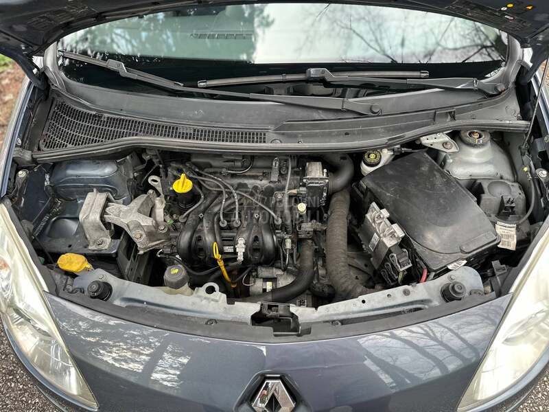 Renault Twingo 1.2 8v