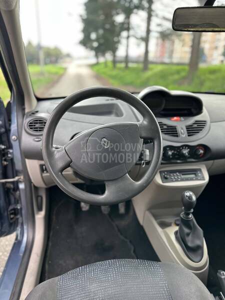 Renault Twingo 1.2 8v