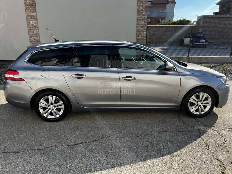 Peugeot 308 1.6 BLUEHDI KOŽA PAN