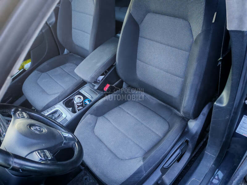 Volkswagen Passat B7 DSG 4x4