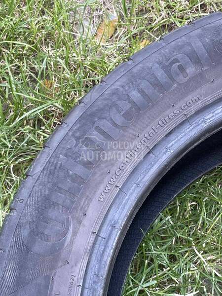 Continental 215/55 R17 Letnja