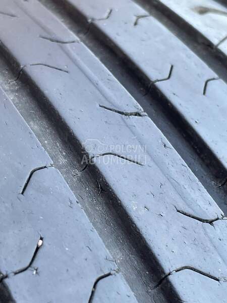 Continental 215/55 R17 Letnja