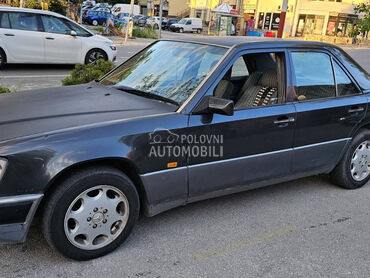 Mercedes Benz E 200 