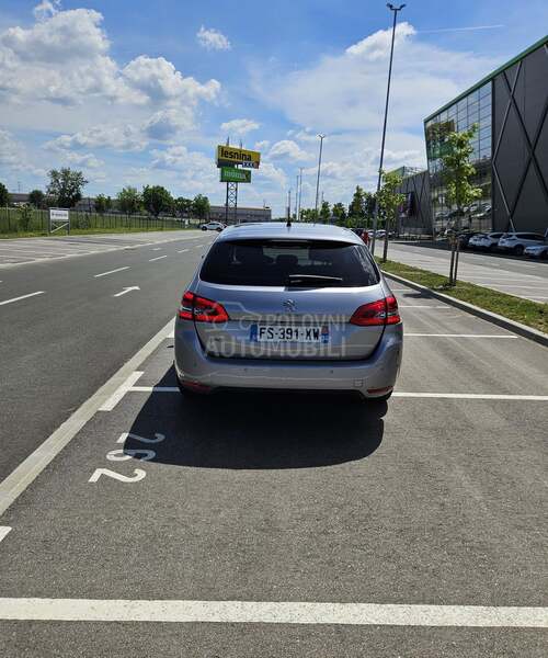 Peugeot 308 1.5 BLUEHDI
