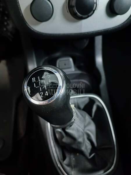 Opel Corsa D 1.4/101