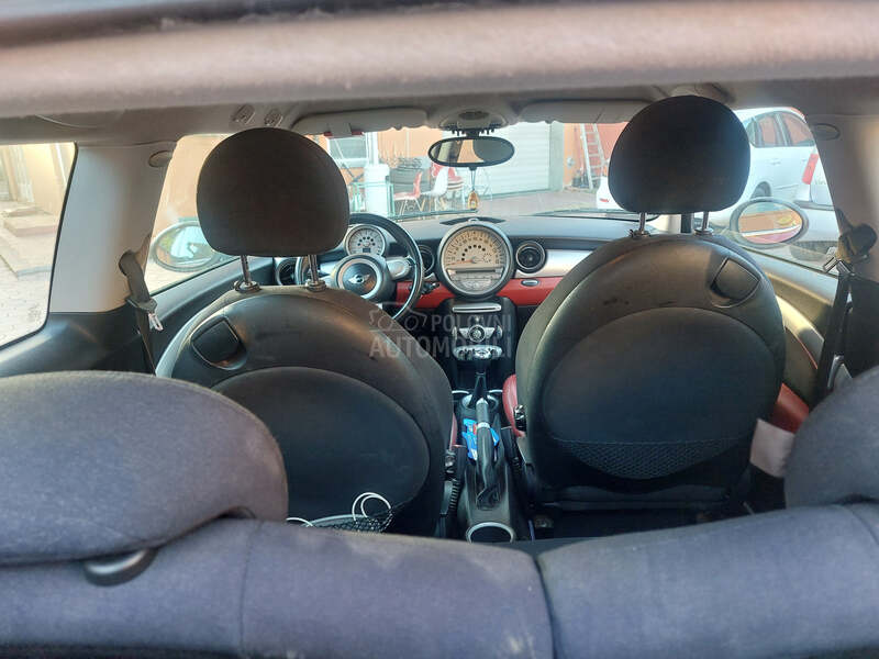 MINI Cooper 