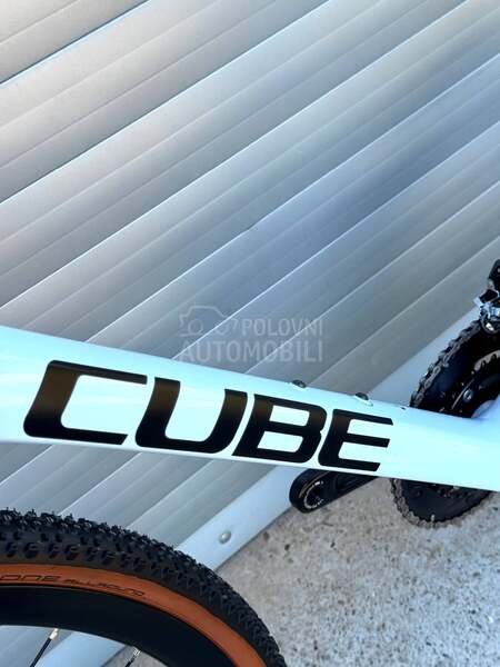 Cube ATTAIN 28