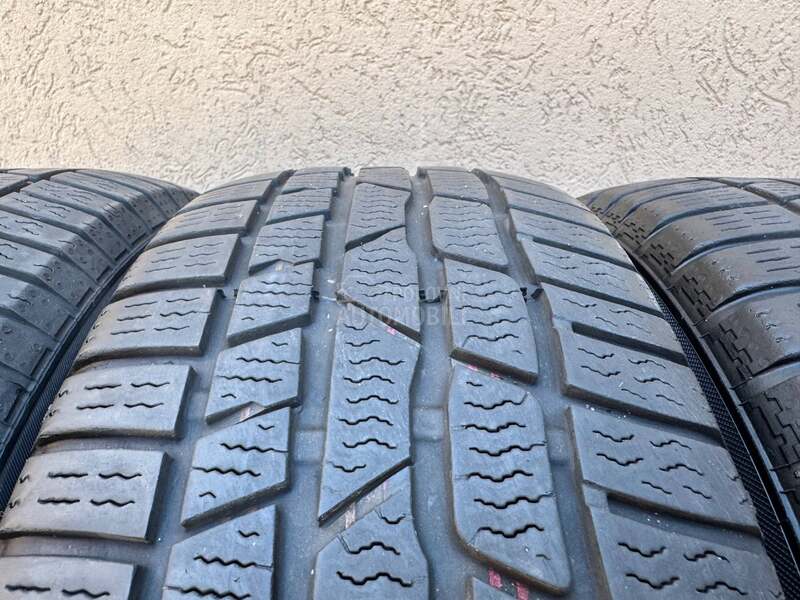Continental 205/60 R16 Zimska