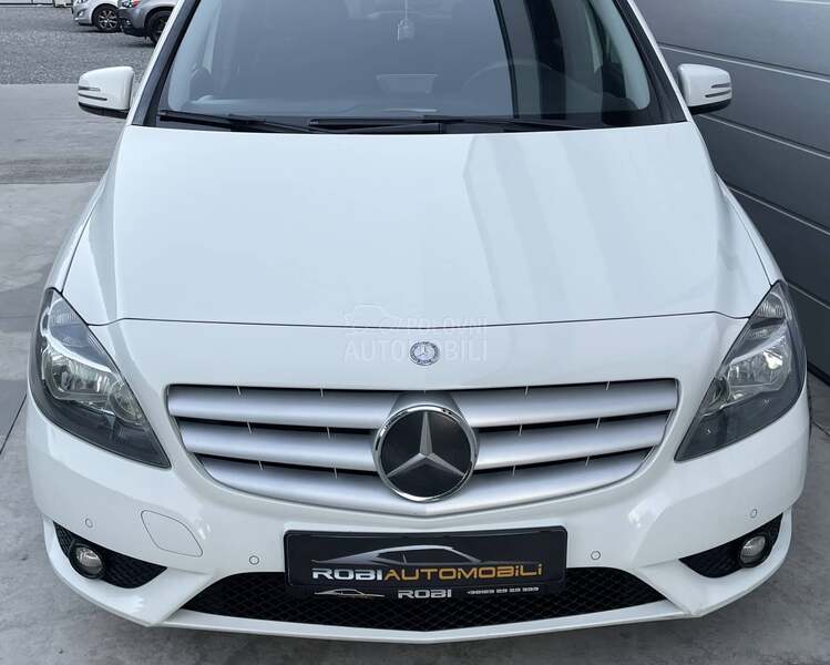 Mercedes Benz B 200 C.H
