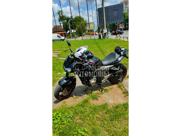 Kawasaki Z750