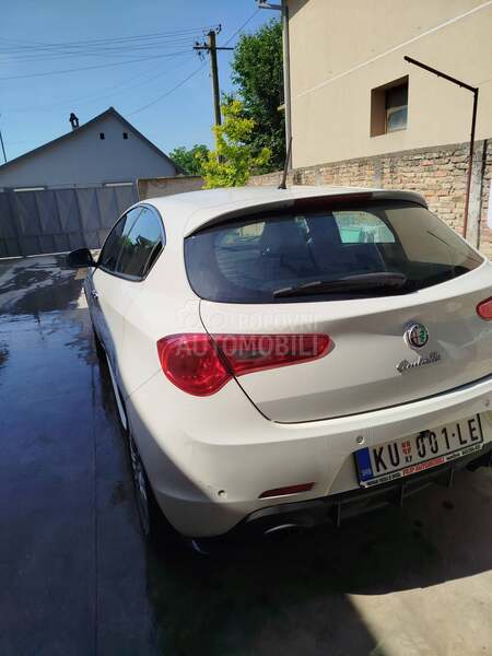 Alfa Romeo Giulietta 
