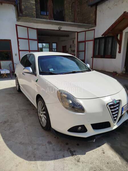 Alfa Romeo Giulietta 