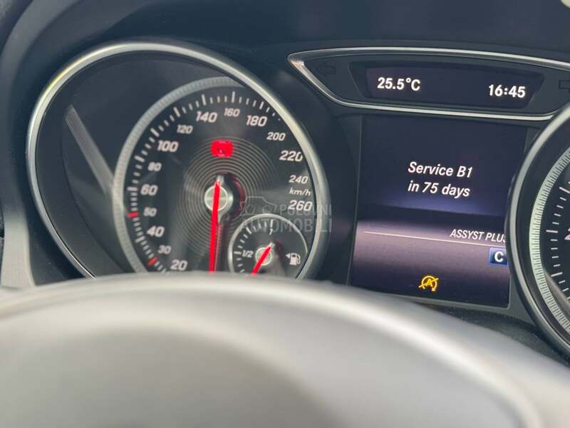 Mercedes Benz GLA 180 d SPORT LED